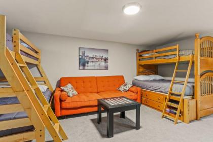 Large Family Home with Garage Game Room and Office - image 2