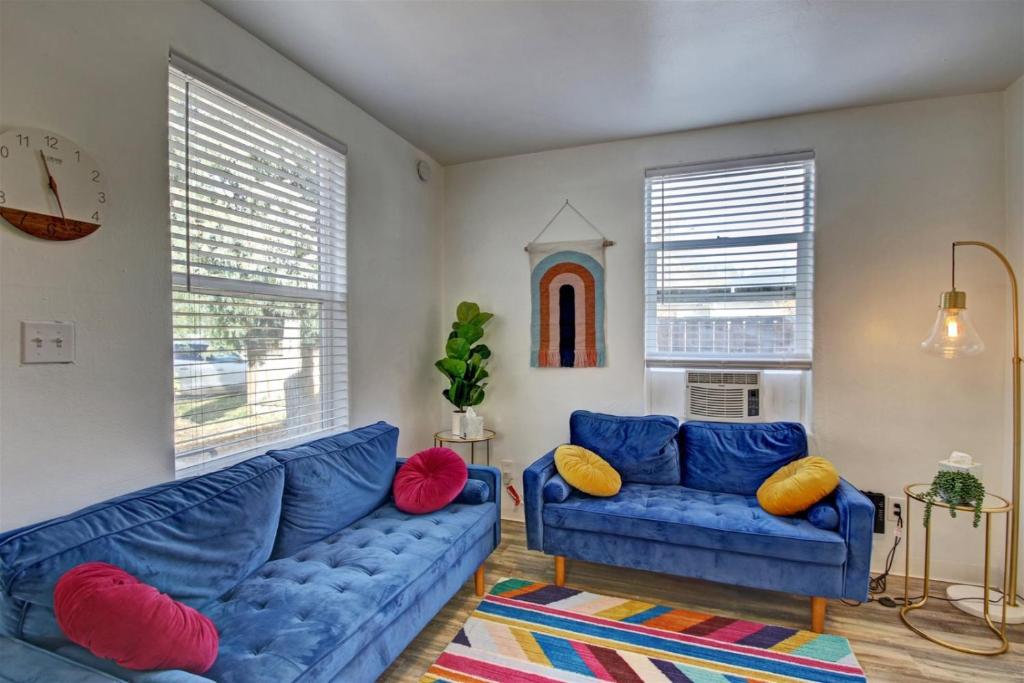 18th Street A - image 4