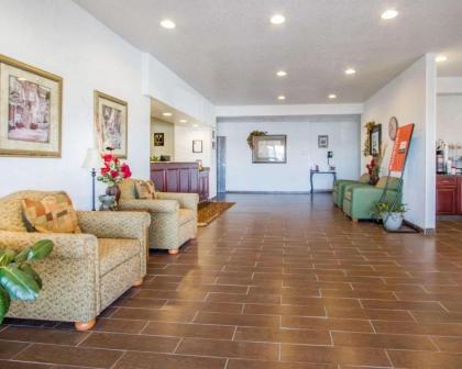 Comfort Inn Bolivar - image 11
