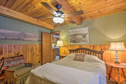 Lakefront Bolton Alderbrook Chalet with Fire Pit! - image 10