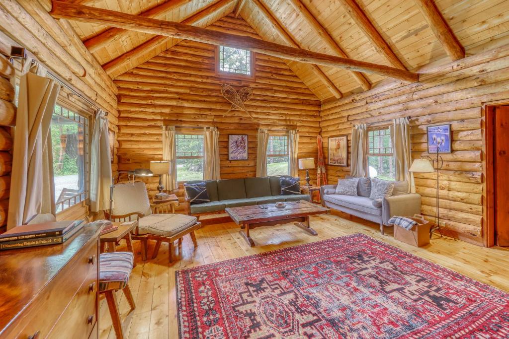 Log Cabin Living - main image
