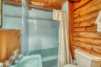 Log Cabin Living - image 10