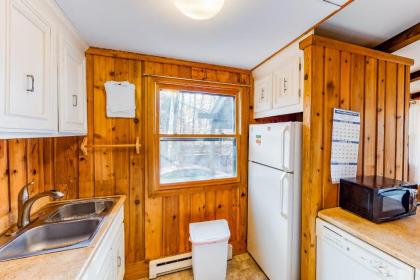 Swift Family Chalet - image 10