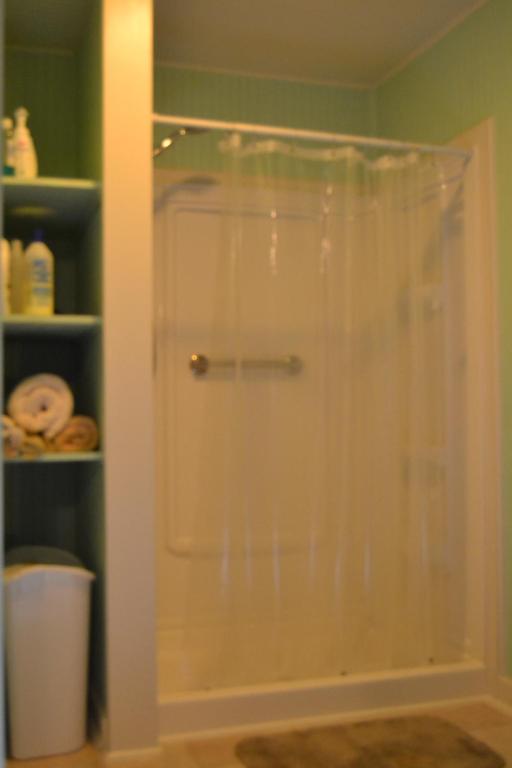 Carleton House Bed and Breakfast - image 6