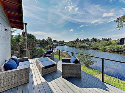 New Listing! Riverfront Home With Hot Tub & Dock Home