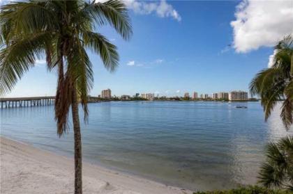 Lovers Key Beach Club 301 1 Bedroom Beach Front Pool Sleeps 4
