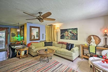 Boho-Style Escape about 3 Miles to Bonita Beach! - image 6