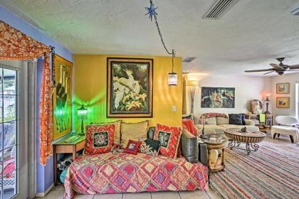 Boho-Style Escape about 3 Miles to Bonita Beach! - image 9