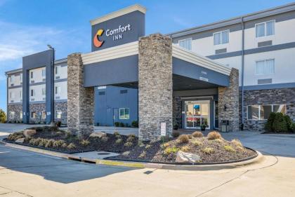 Hotel in Bonner Springs Kansas