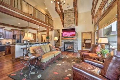 Lavish Boone Retreat 5 Mi to Blue Ridge Hwy! - image 4