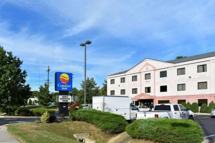 Comfort Inn Bordentown near NJ Turnpike - image 6