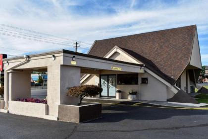 Skybridge Inn & Suites Bordentown Nj