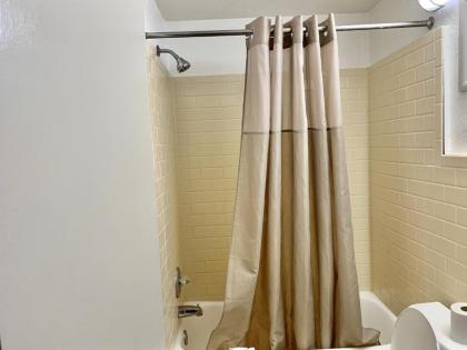 Scottish Inns and Suites- Bordentown NJ - image 8