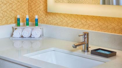 Holiday Inn Express Bordentown - Trenton South an IHG Hotel - image 10