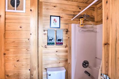 Rustic Jefferson Cabin Near Fishing and Hiking! - image 15