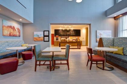 Hampton Inn & Suites Borger - image 7