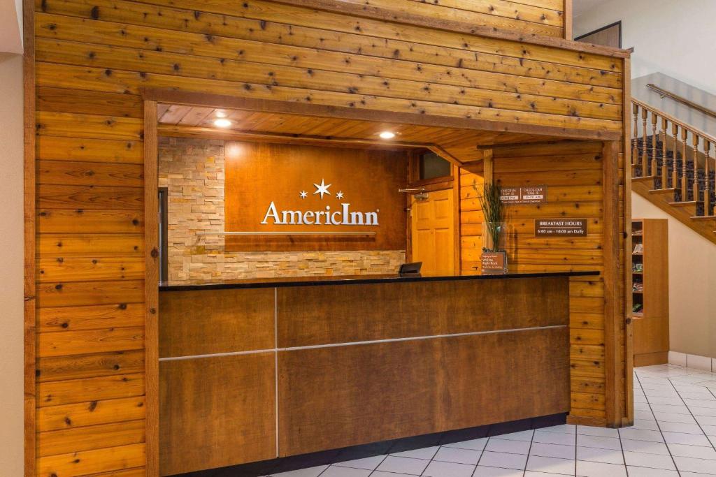 AmericInn by Wyndham Boscobel - main image