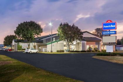 AmericInn by Wyndham Boscobel - image 9
