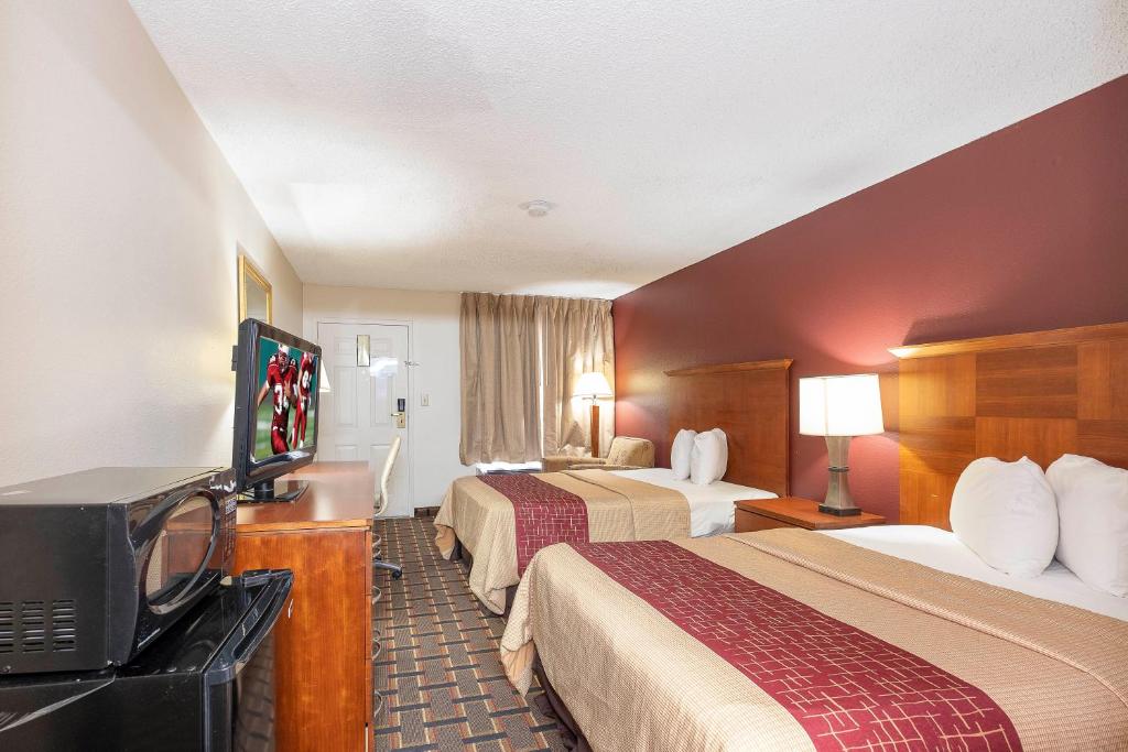 Red Roof Inn & Suites Bossier City - image 6