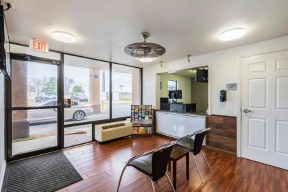 OYO Hotel Bossier City LA - Red River - image 11