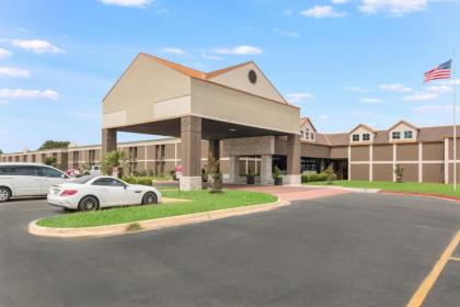 LeBossier Hotel - image 3