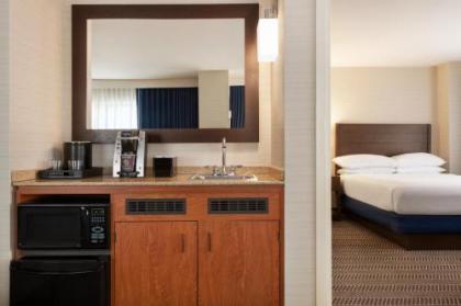 Embassy Suites Boston at Logan Airport - image 3