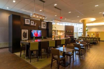 Hampton Inn & Suites Boston Crosstown Center - image 2