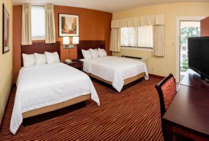 Hotel Boston - image 4