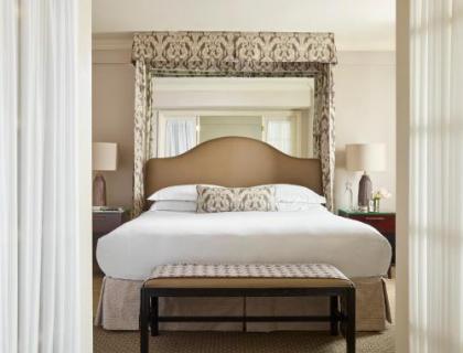 The Eliot Suite Hotel - image 4