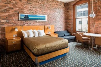 Harborside Inn - image 4