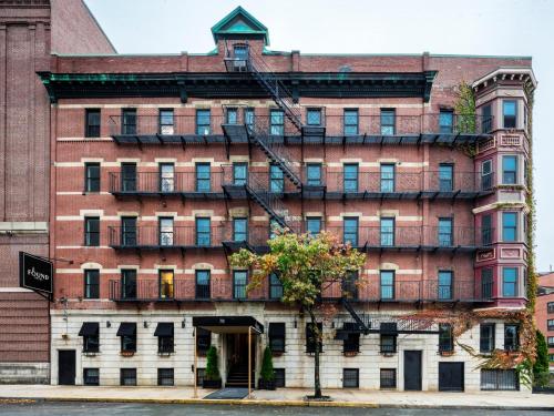 Found Hotel Boston Common - main image