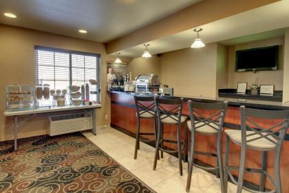 Cobblestone Inn & Suites - Bottineau - image 15