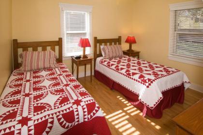 Colorado Chautauqua Cottages - image 2