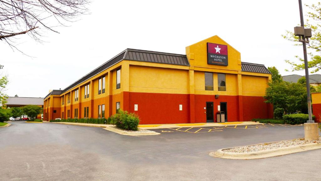 Magnuson Hotel Bourbonnais - image 3