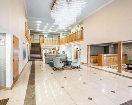 Comfort Inn Bourbonnais - image 11