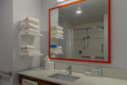 Hampton Inn Bourbonnais Kankakee - image 10