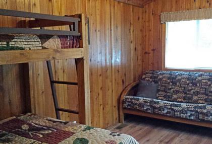 Mount Vernon Camping Resort Studio Cabin 5 - image 3