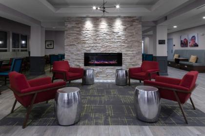 Hampton Inn by Hilton Concord/Bow - image 1