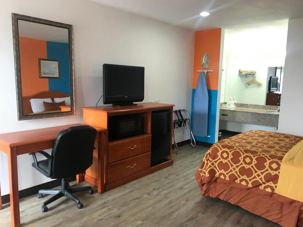 Americas Best Value Inn Bowie - image 4
