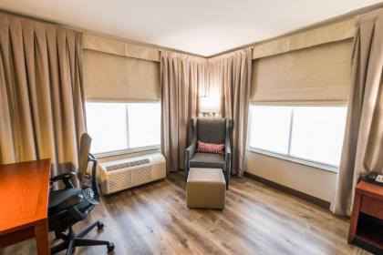 Hilton Garden Inn Bowling Green - image 15