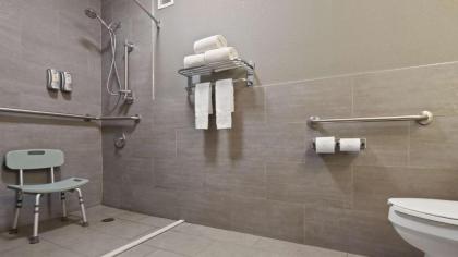 Best Western Plus Bowling Green - image 11