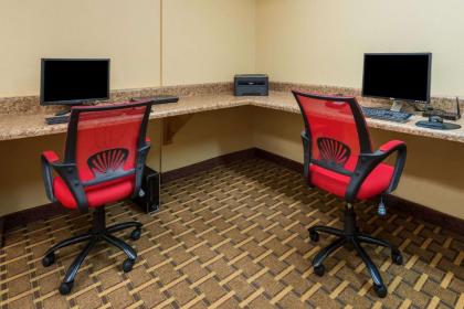 Ramada by Wyndham Bowling Green - image 14
