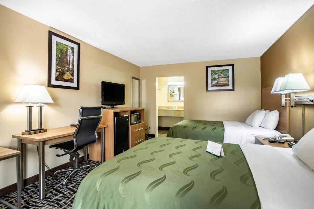 Quality Inn Bowling Green - image 2