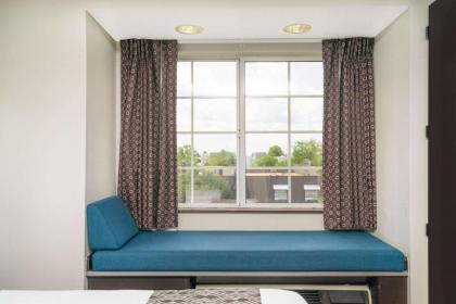 Microtel Inn Bowling Green - image 3