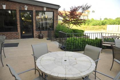 Wingate by Wyndham Bowling Green - image 12