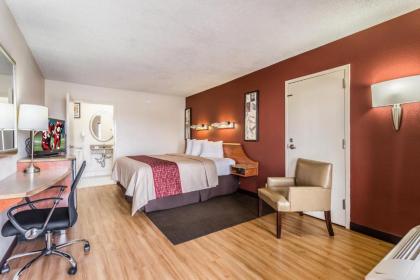 Red Roof Inn Bowling Green - image 7
