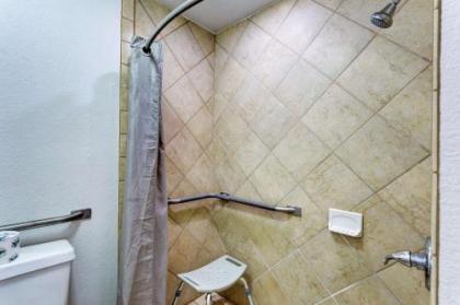 Americas Best Value Inn Bowling Green - image 4