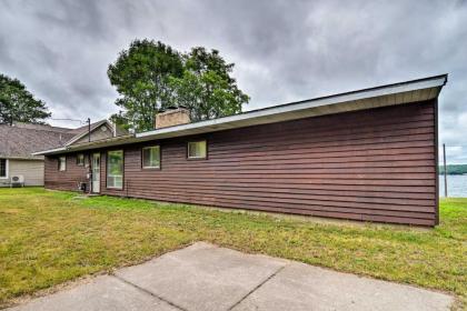 Lake Charlevoix Home with Deck Walk to Downtown! - image 15
