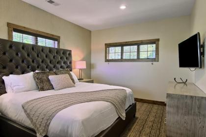 7325 Creekside Condo - image 8