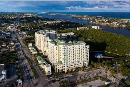 Luxury Near the Beach BEACH PASS INCLUDED - image 8
